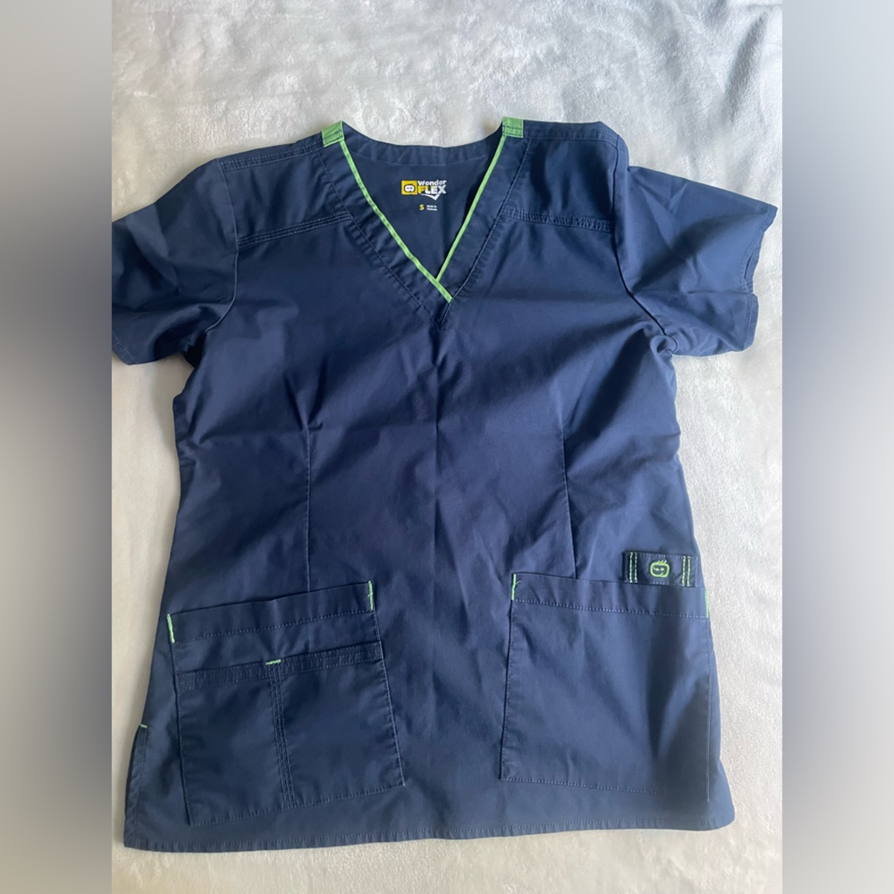 Wonderflex scrub set - Picture 3 of 7